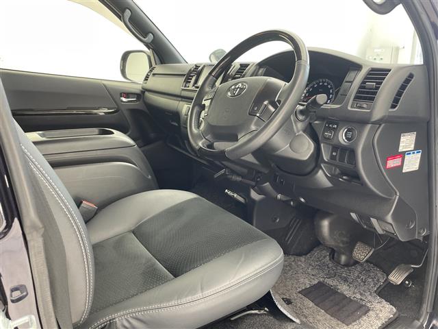 トヨタ ハイエースバン