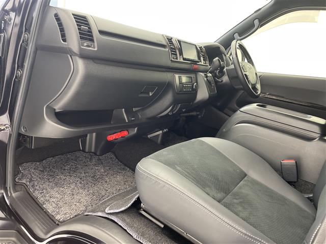 トヨタ ハイエースバン