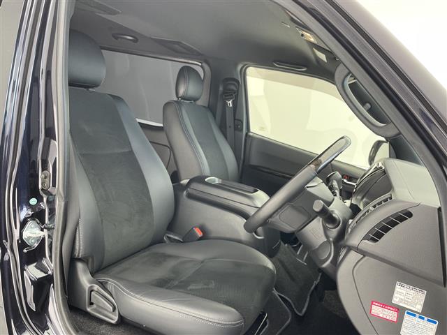 トヨタ ハイエースバン