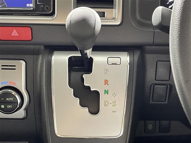 トヨタ ハイエース