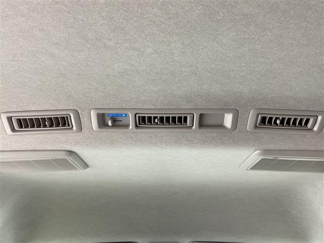 トヨタ ハイエース