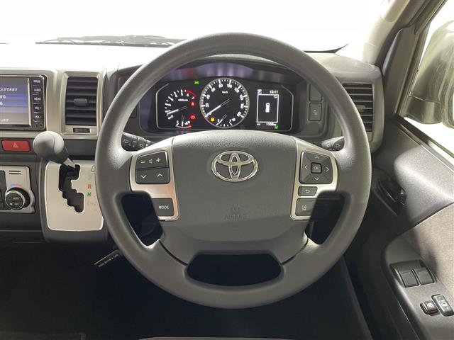 トヨタ ハイエース