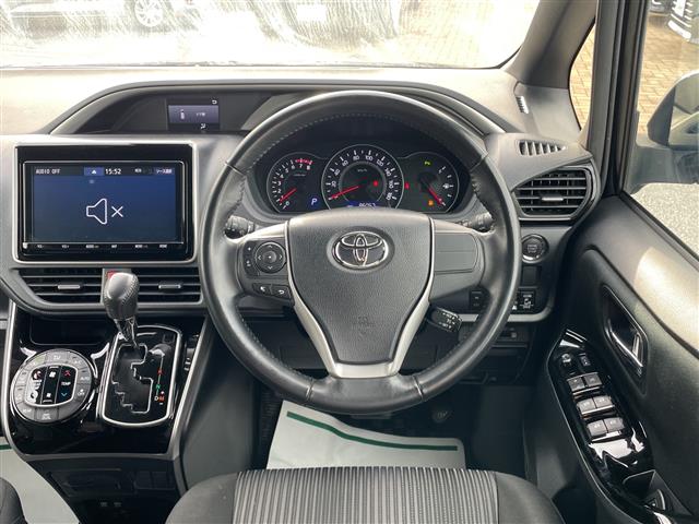 トヨタ ヴォクシー