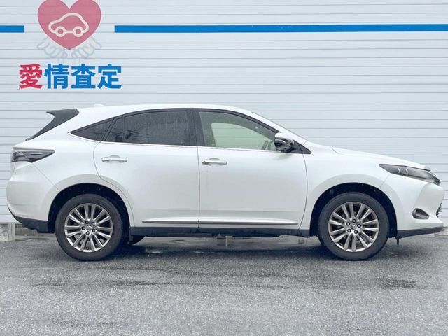 トヨタ ハリアー