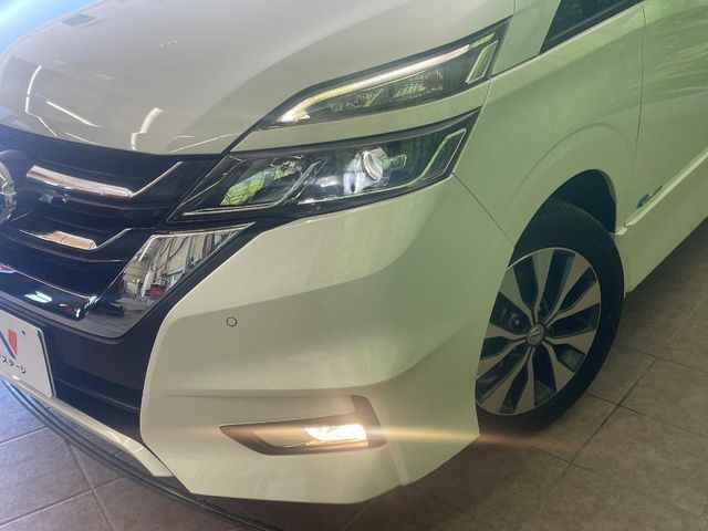 日産 セレナ
