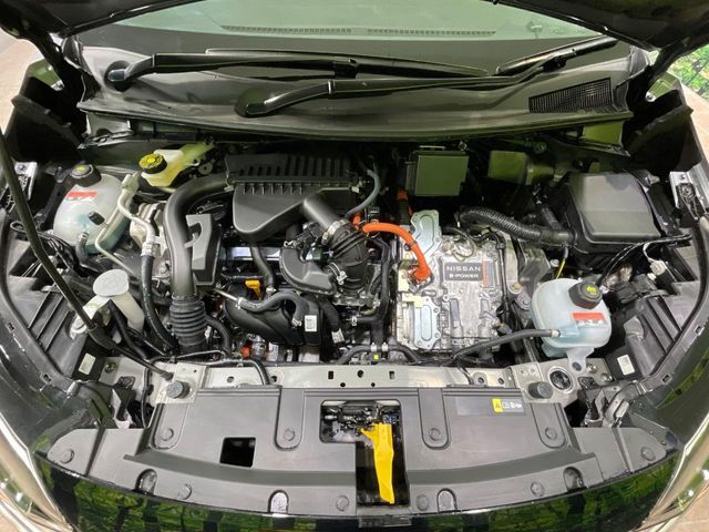 日産 ノートオーラ