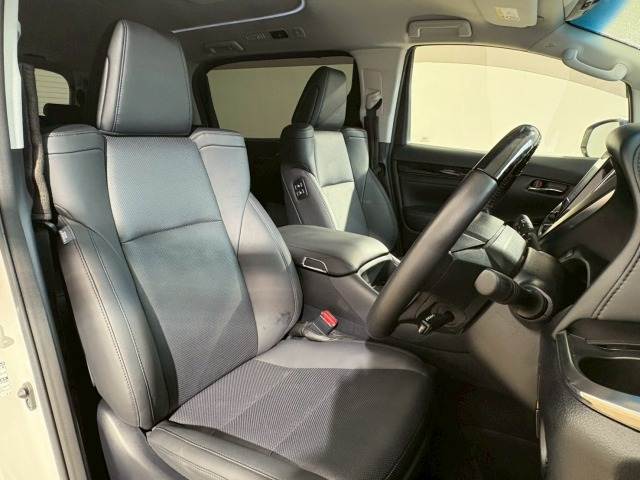 トヨタ ヴェルファイア