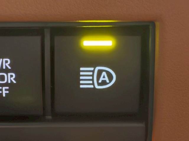 トヨタ ヴェルファイア