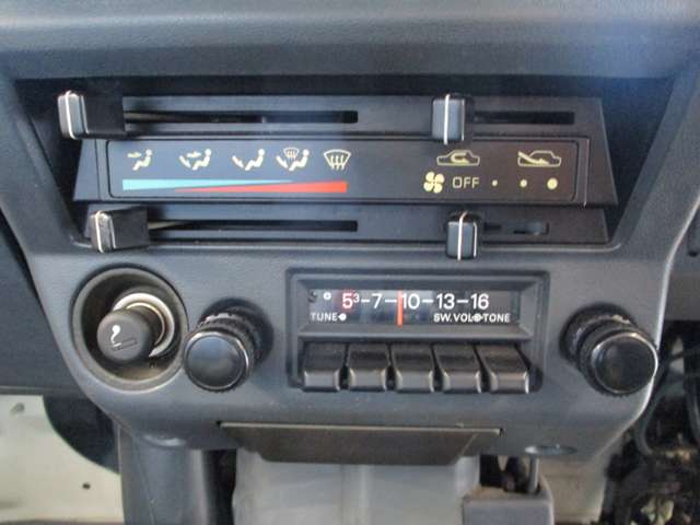 三菱 ミニキャブトラック