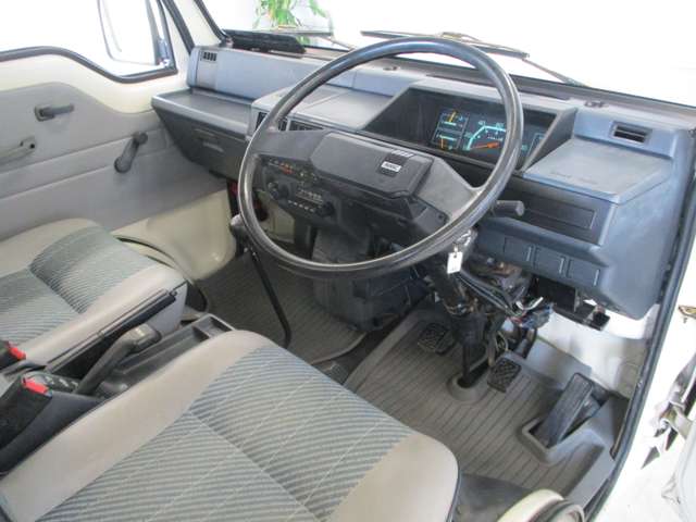 三菱 ミニキャブトラック