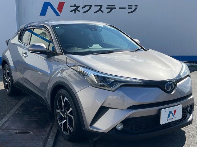 トヨタ C-HR