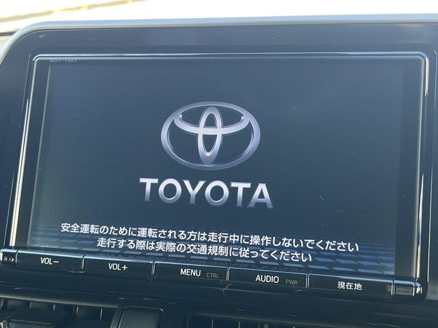 トヨタ C-HR