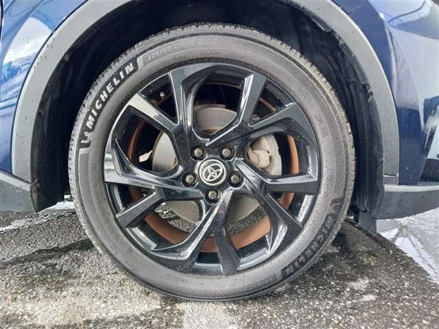 トヨタ C-HR
