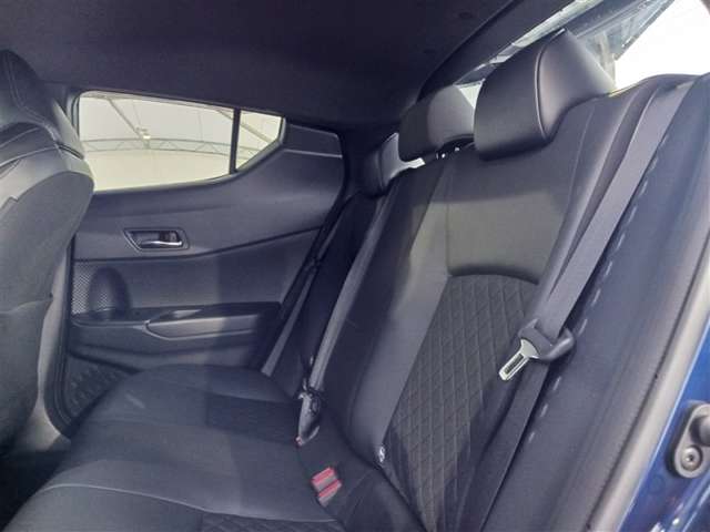 トヨタ C-HR