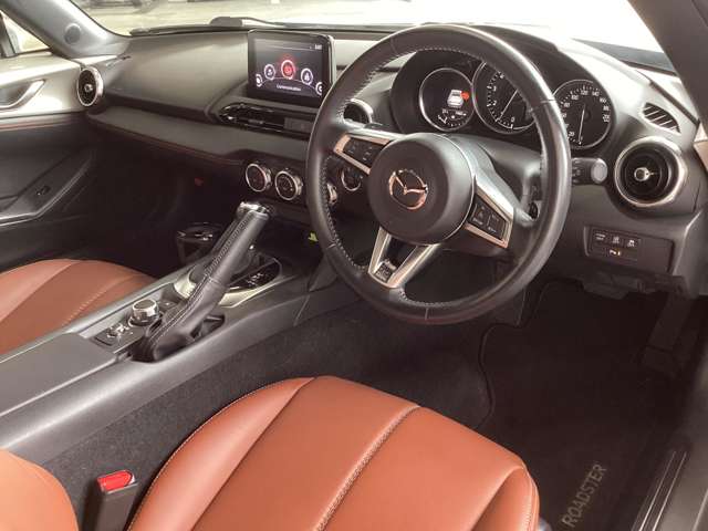 マツダ ロードスターRF