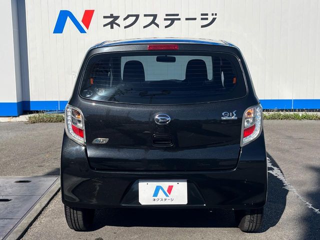 ダイハツ ミライース