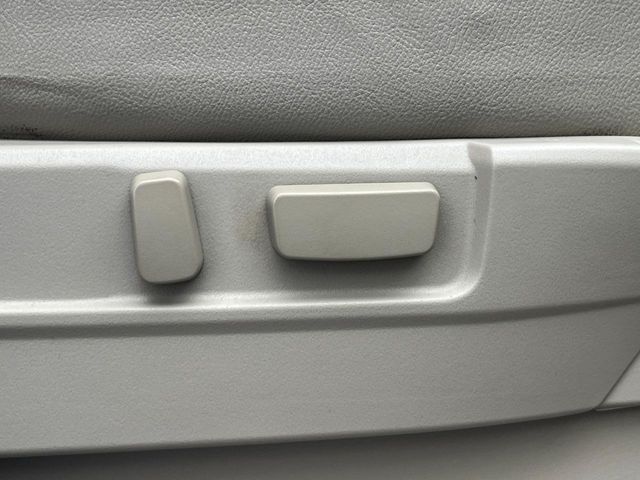 三菱 デリカD：5