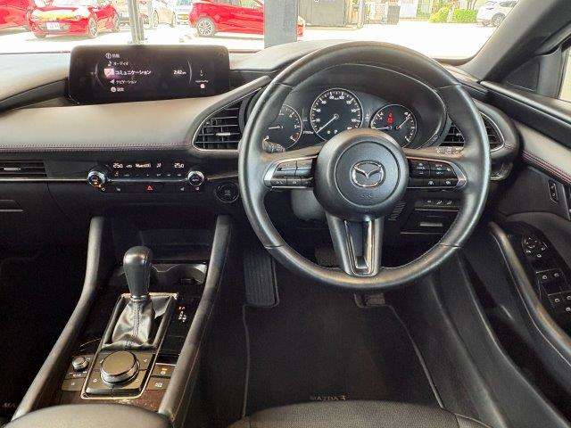 マツダ MAZDA3ファストバック