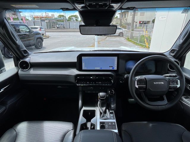 トヨタ ランドクルーザー250