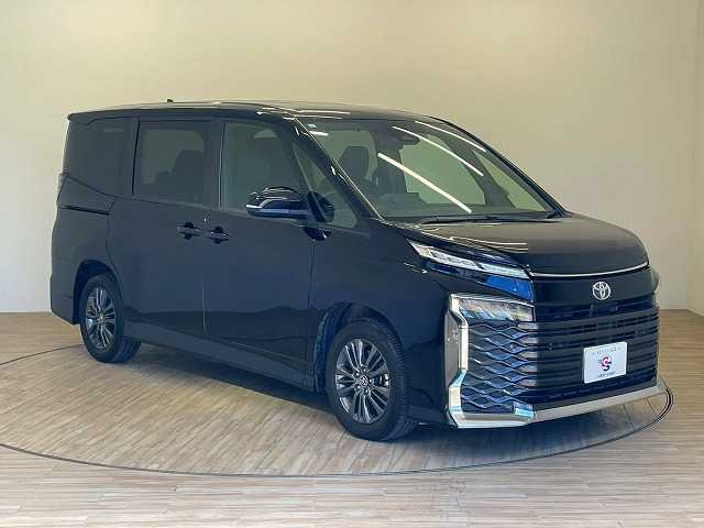 トヨタ ヴォクシー