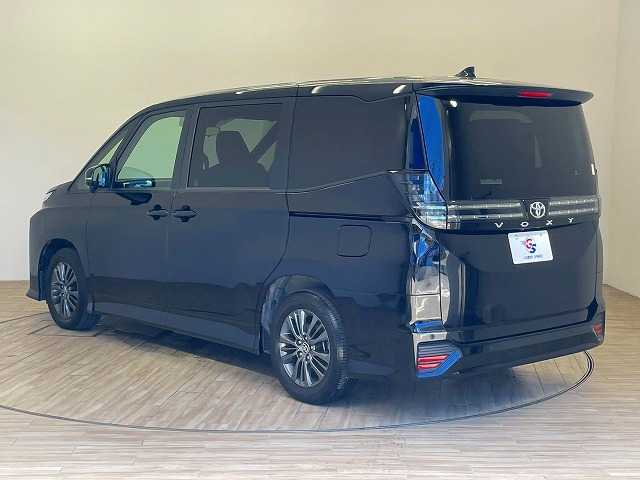 トヨタ ヴォクシー