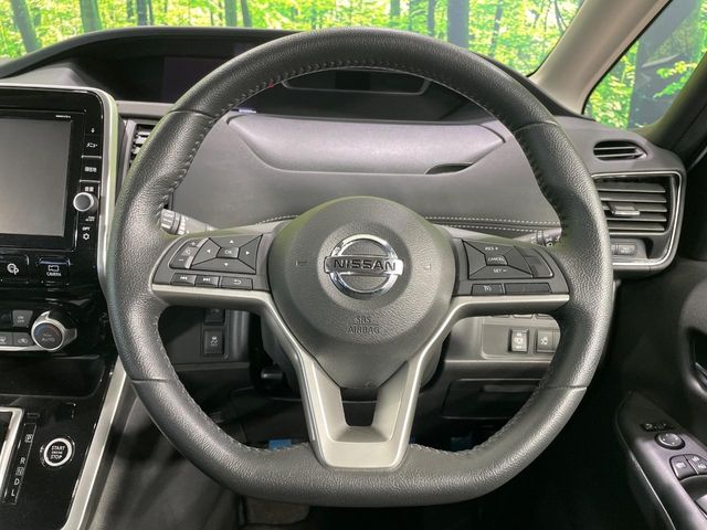 日産 セレナ