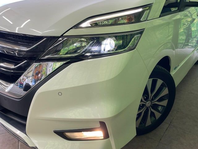 日産 セレナ