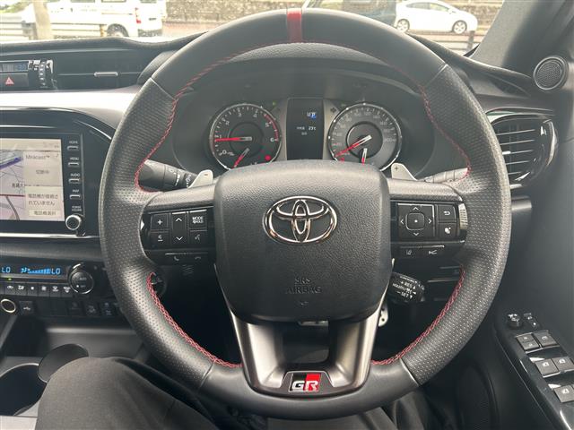 トヨタ ハイラックス