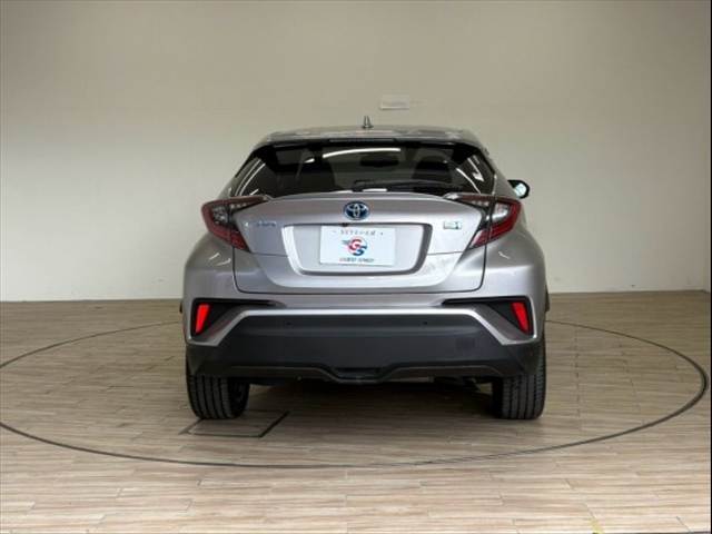 トヨタ C-HR