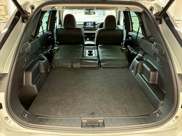 三菱 アウトランダー