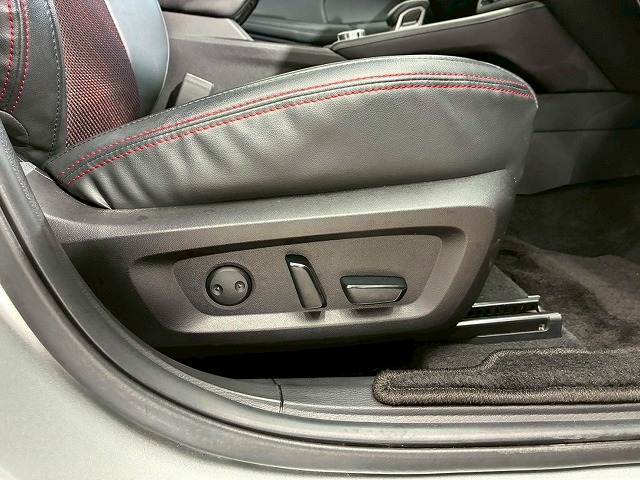 三菱 アウトランダー