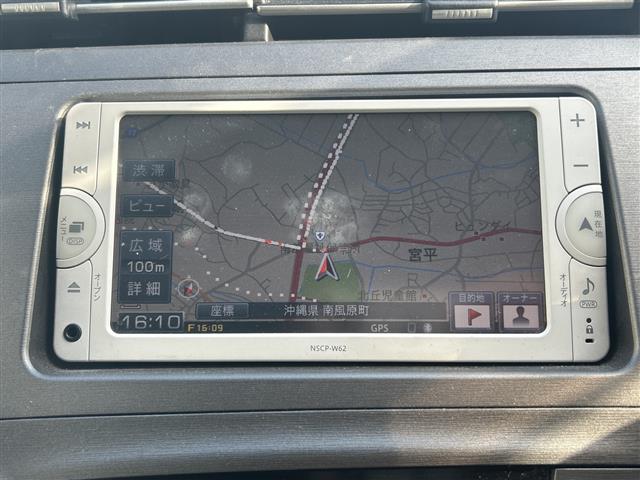 トヨタ プリウス