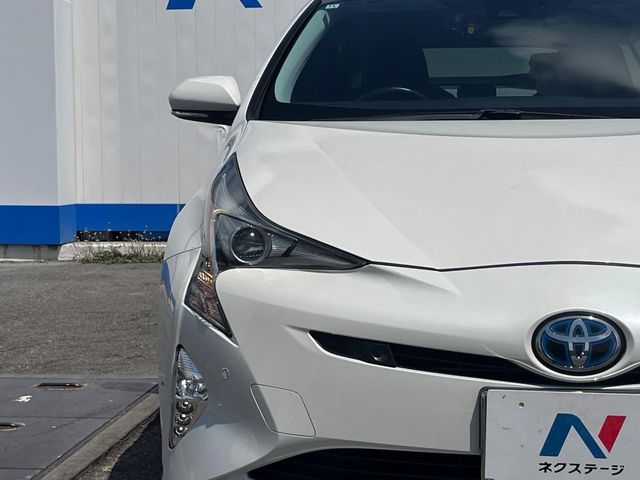 トヨタ プリウス