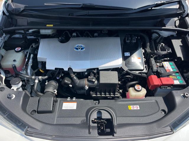 トヨタ プリウス