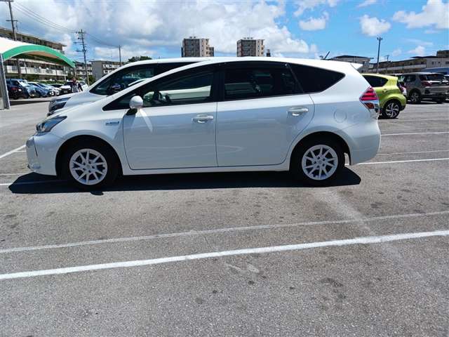 トヨタ プリウスα