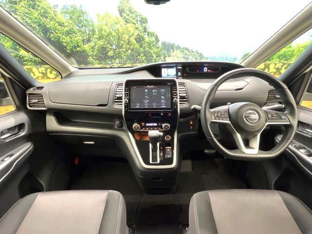 日産 セレナ