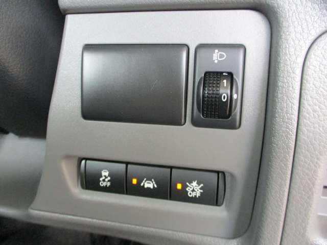 日産 NV200バネットバン