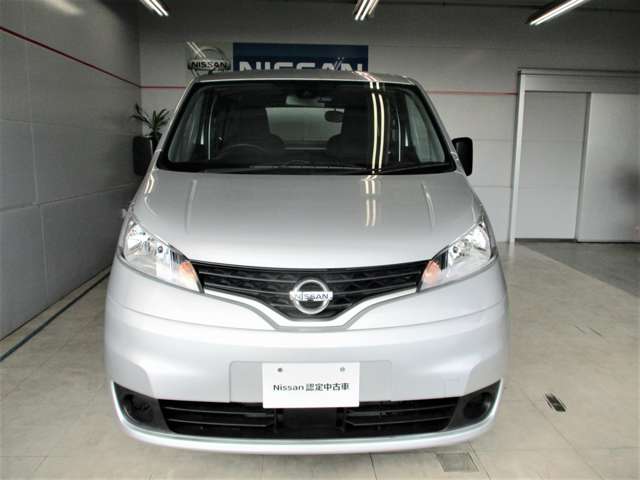 日産 NV200バネットバン