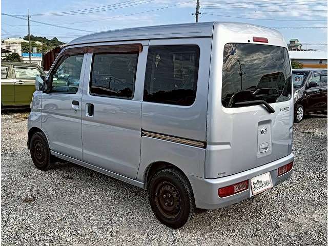 ダイハツ ハイゼットカーゴ