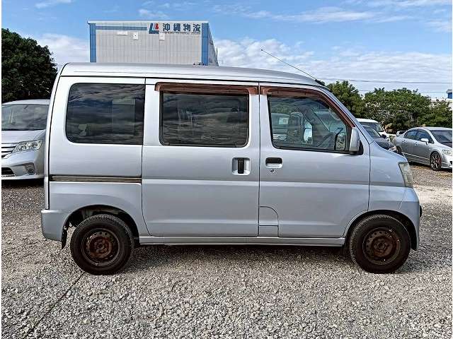 ダイハツ ハイゼットカーゴ