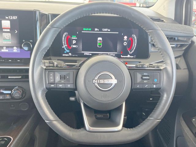 日産 ノートオーラ