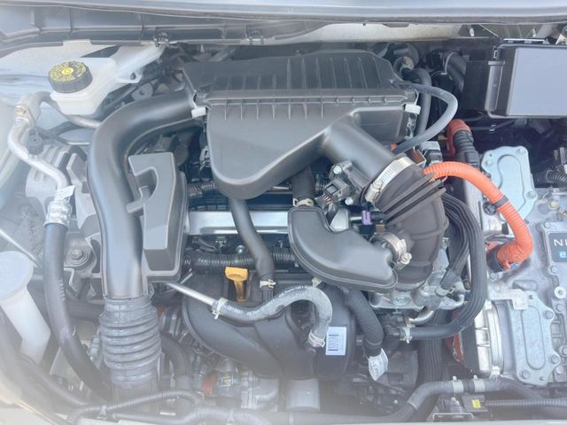 日産 ノートオーラ