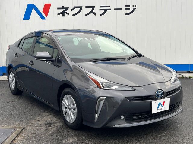 トヨタ プリウス