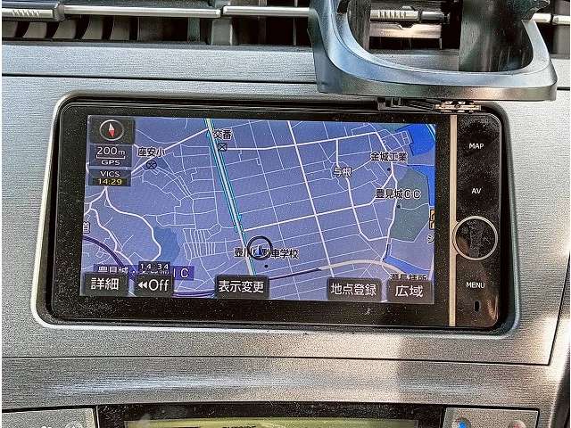 トヨタ プリウス