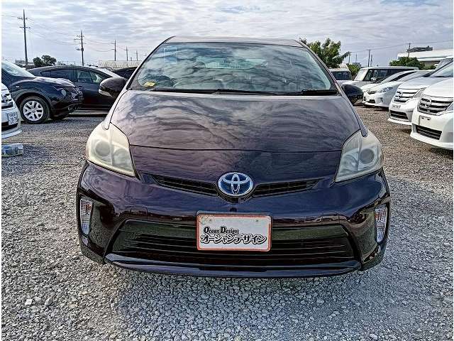 トヨタ プリウス