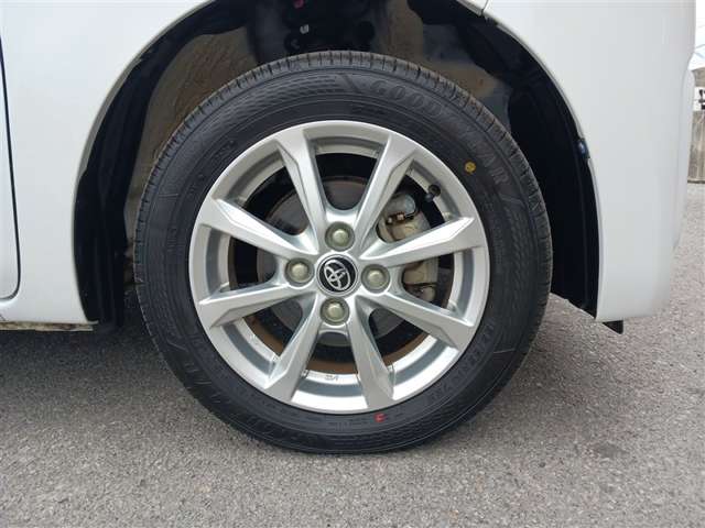 トヨタ ピクシスメガ