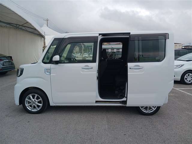 トヨタ ピクシスメガ