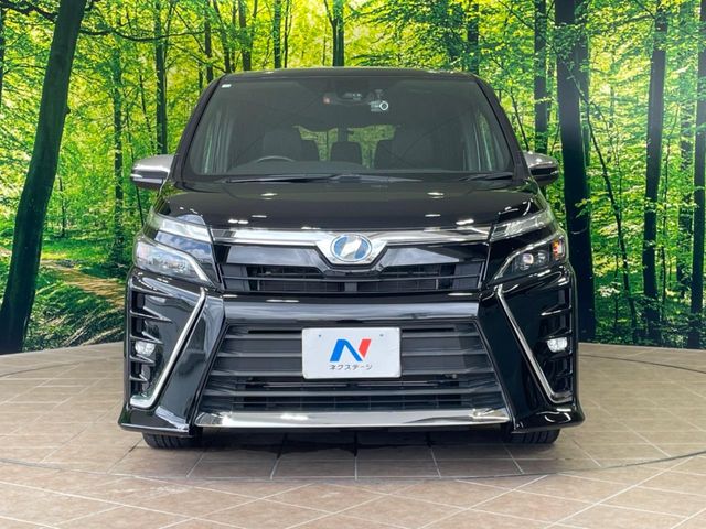 トヨタ ヴォクシー