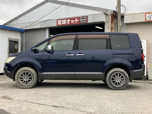 三菱 デリカD：5