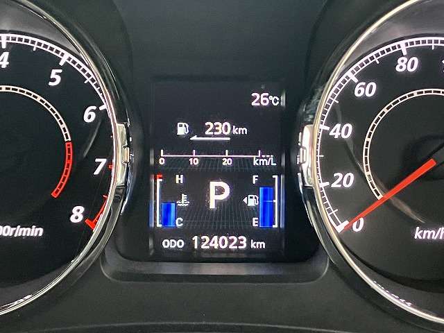 三菱 デリカD：5